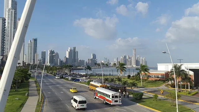 https://www.playayciudad.com/viajes/assets/upload/d1710.webp