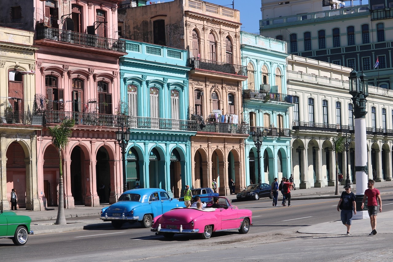 https://www.playayciudad.com/viajes/assets/upload/d4198.jpg